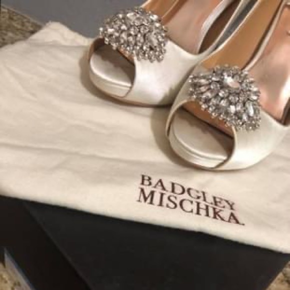 Badgley mischka peep toe heel - Picture 3 of 7